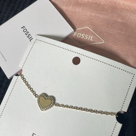 Fossil gold tone bracelet NWT - Picture 2 of 4